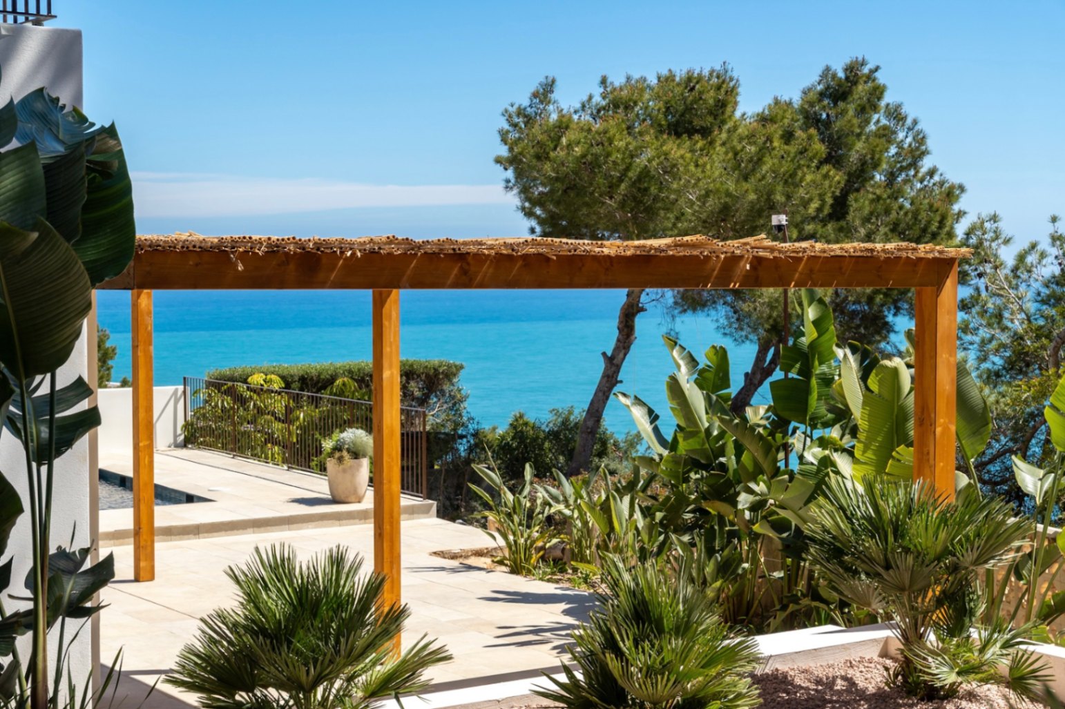 MG6742CR - Villa moderne à vendre avec vue sur la mer à Balcon al Mar, Javea/Xabia.