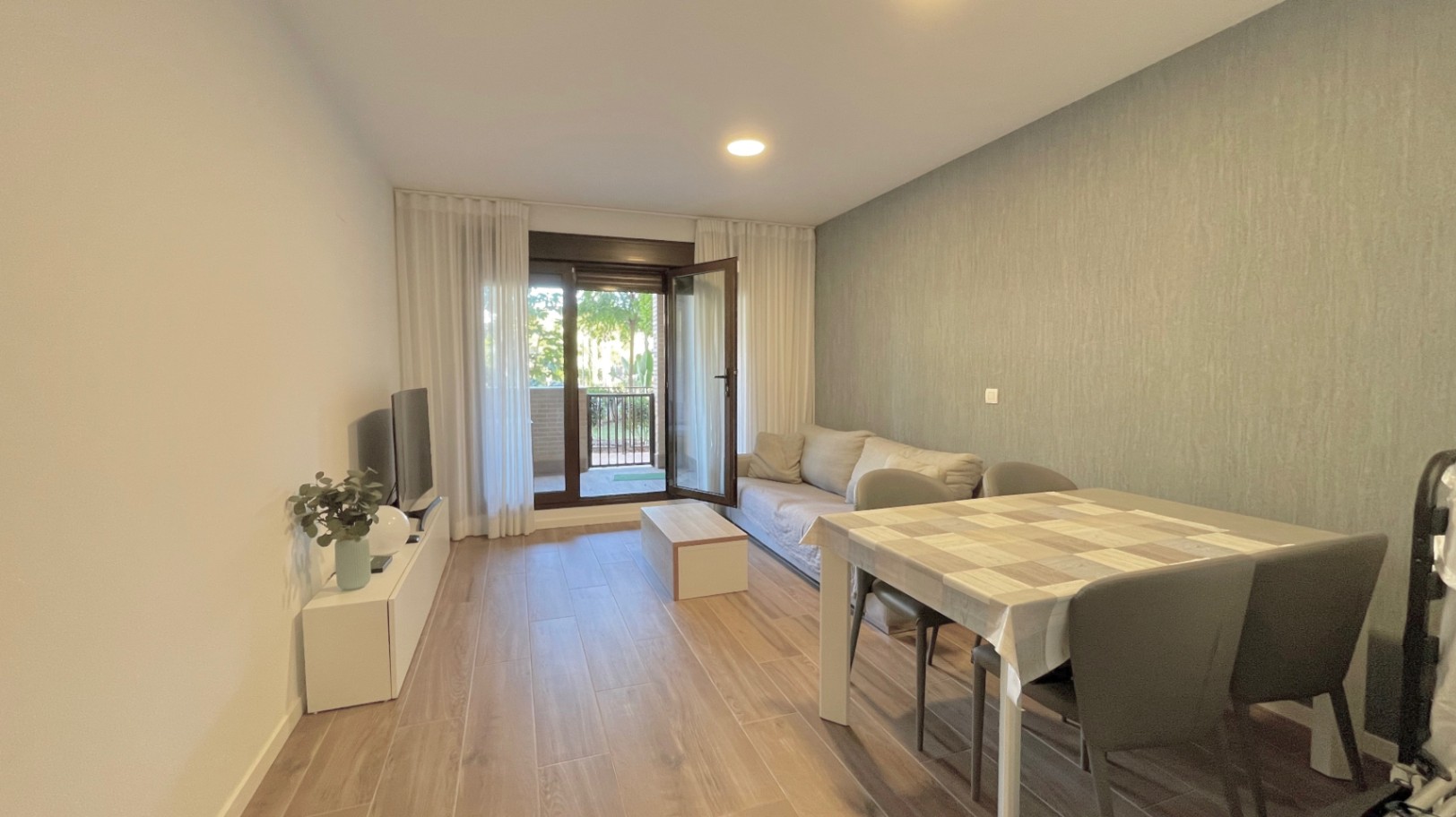 Apartamento Disponible en Alquiler Temporal- El Arenal Javea