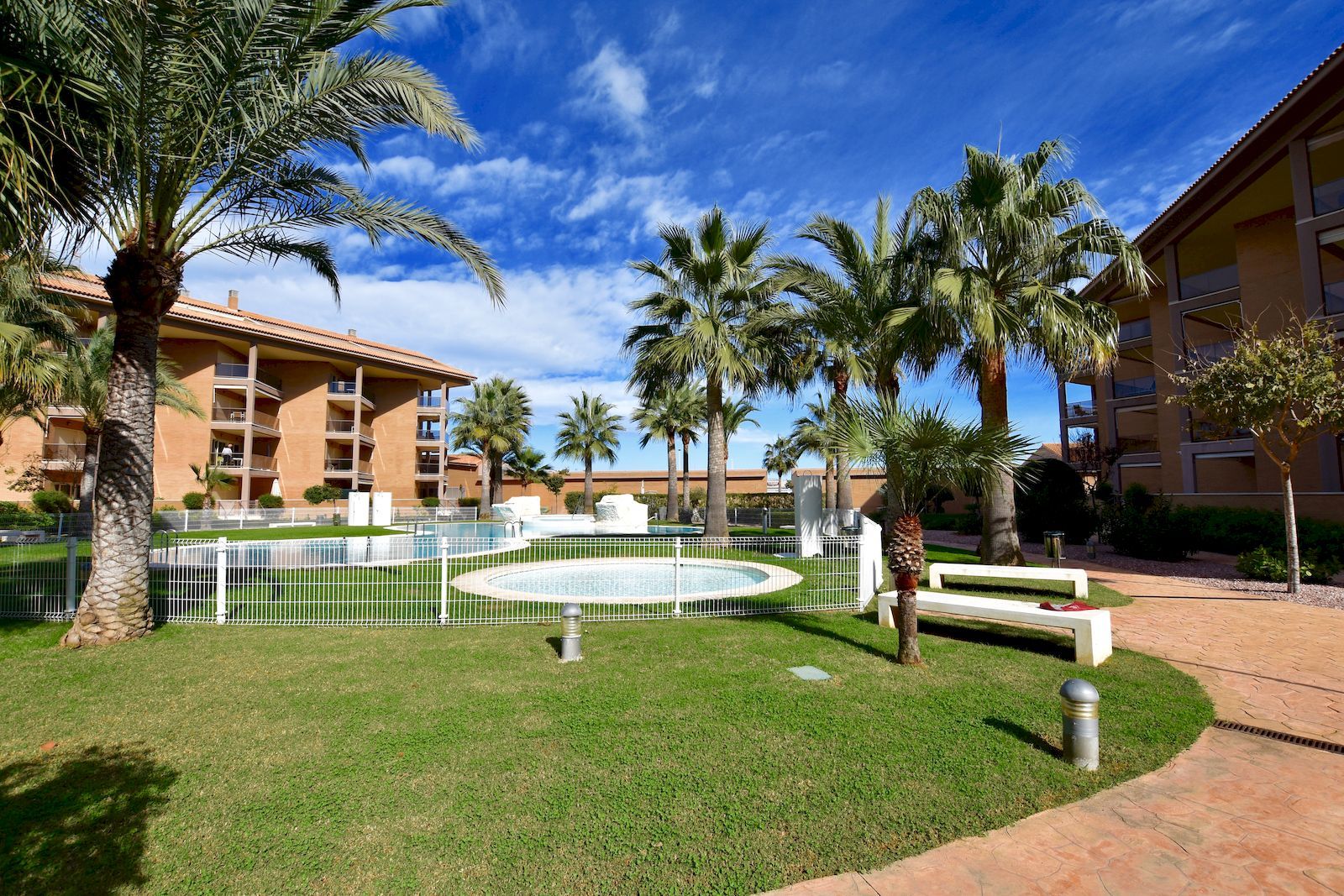 Apartment for sale in front of the Arenal beach in Javea