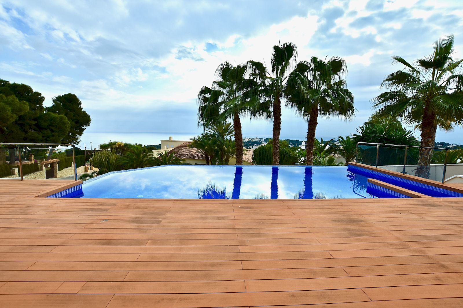 Villa de Lujo con vistas panoramicas al mar a la venta en Moraira - Costa Blanca