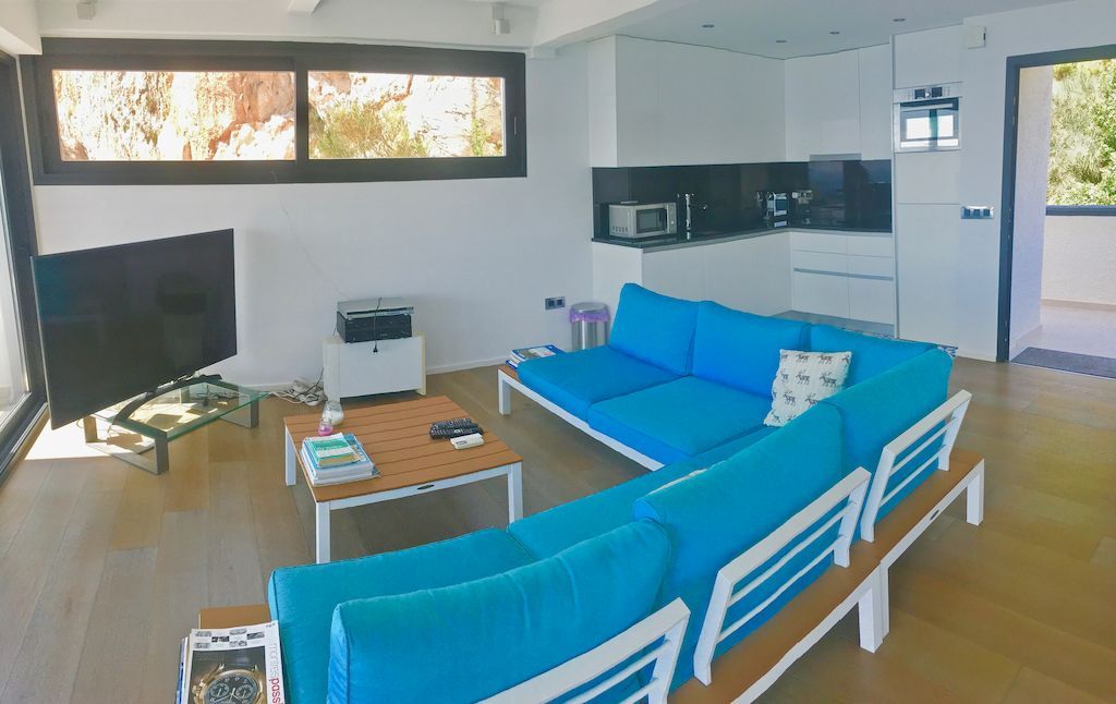 Moderna Casa a la venta en primera linea al mar en Javea - Costa Blanca