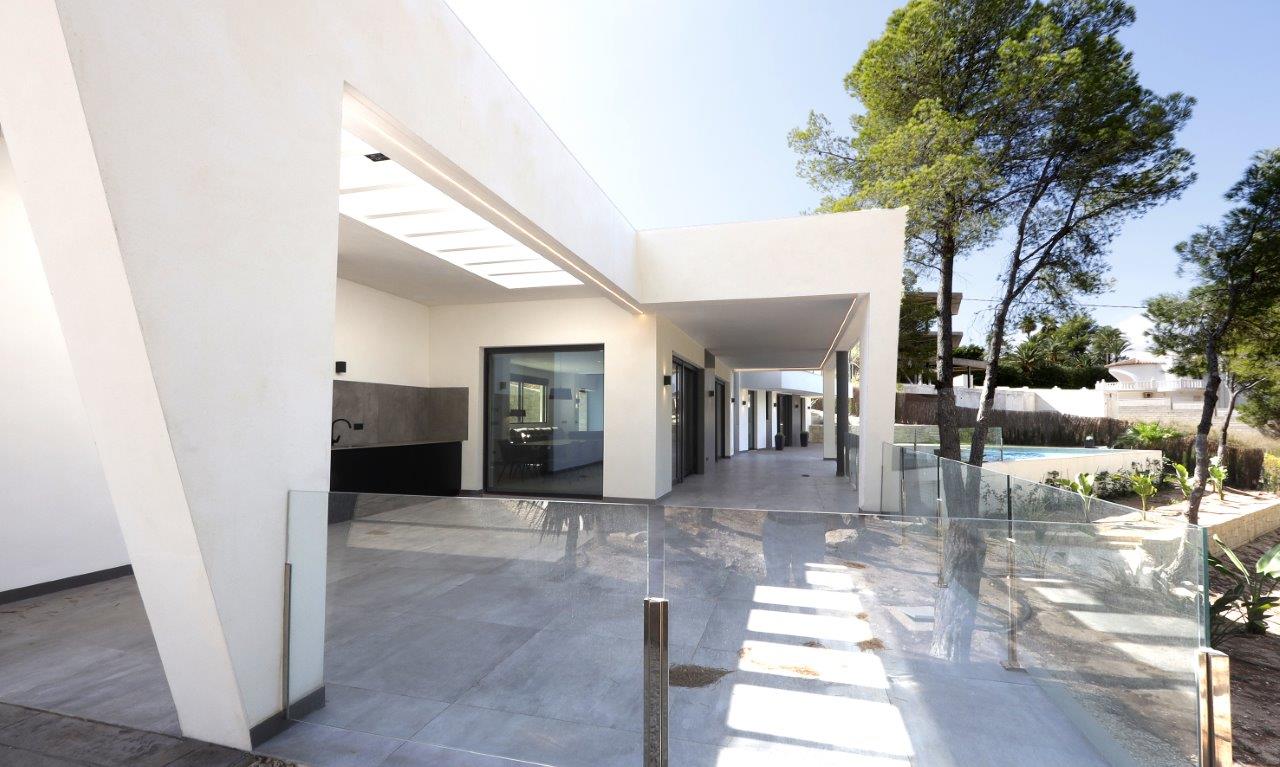 Villa Moderna de Obra Nueva a la Venta en Altea la Vella - Costa Blanca