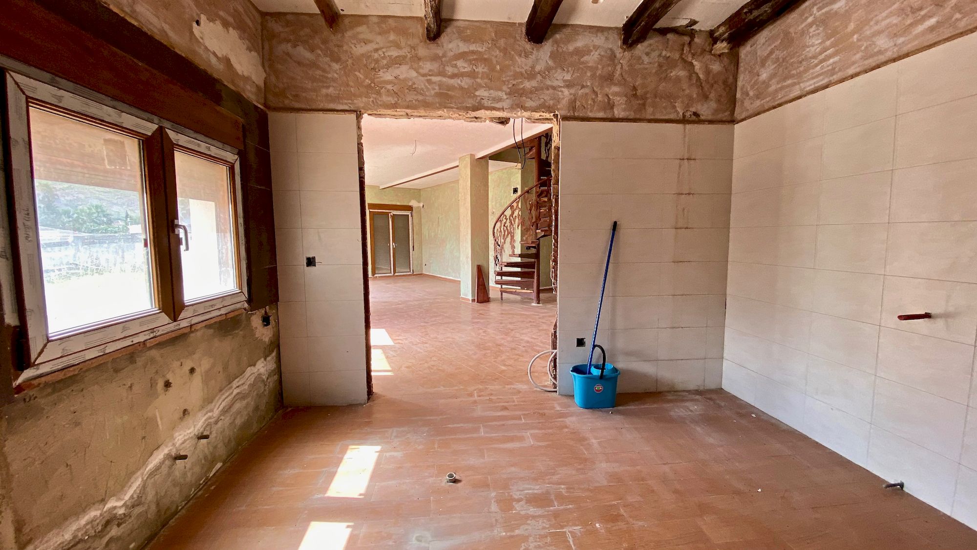 Ibiza stijl villa te koop in Javea - Om het gebouw af te maken