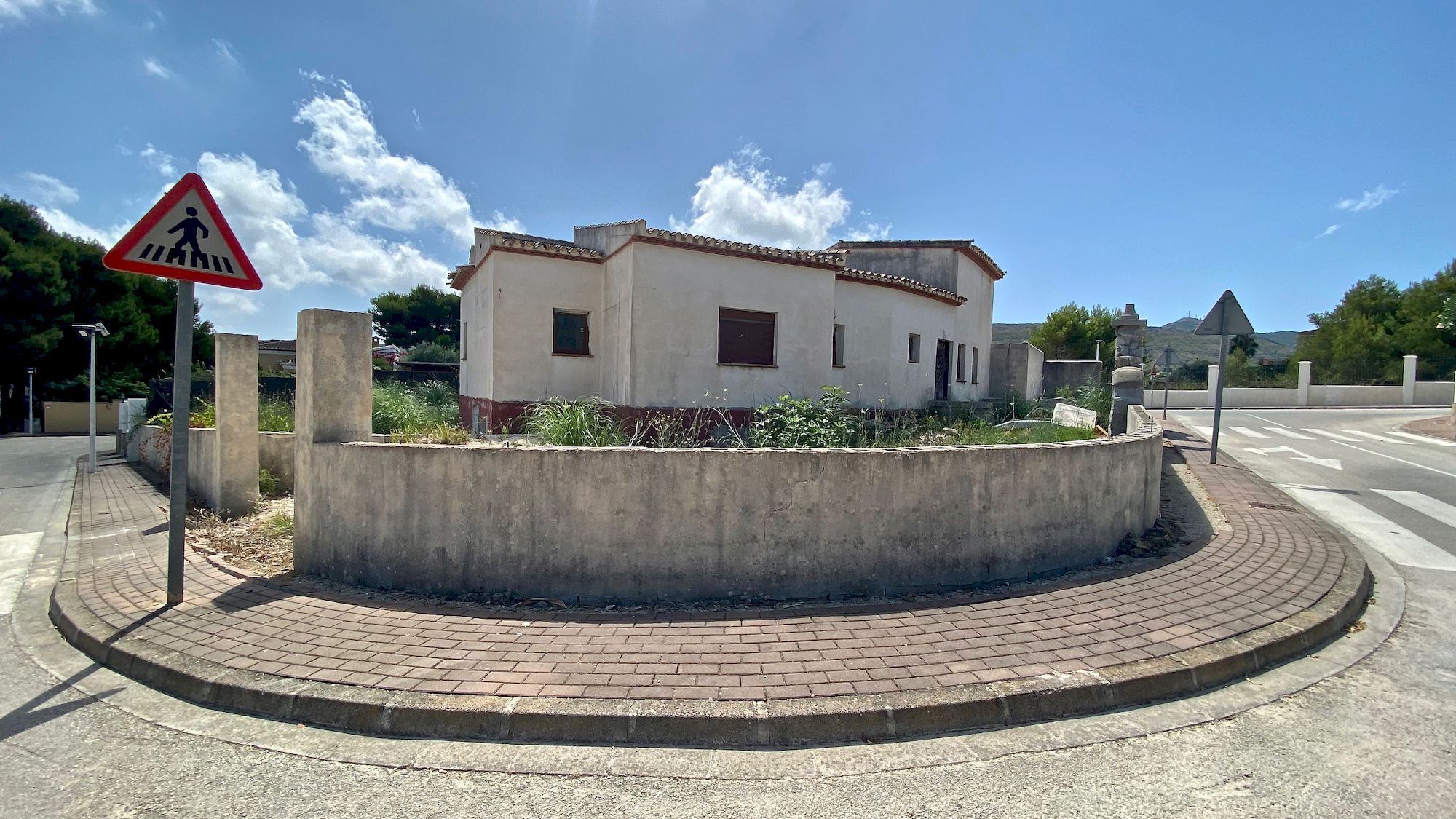 Ibizan style villa for sale in Javea - To finish building