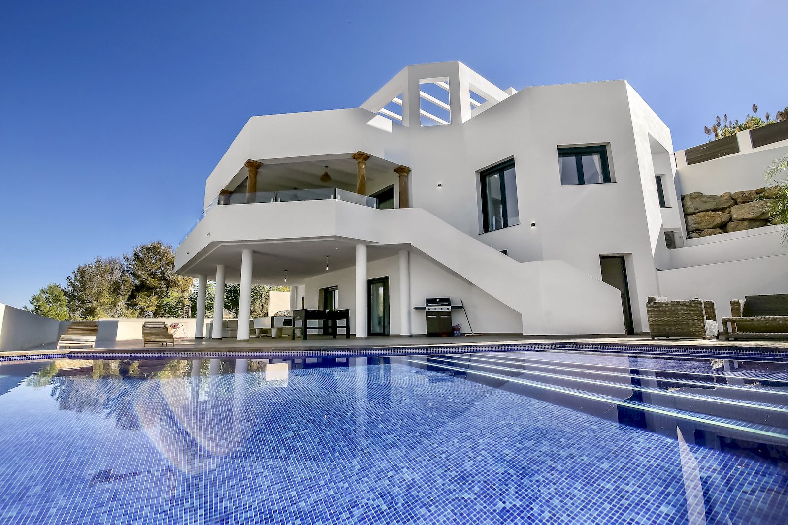 Villa de luxe avec vue sur la mer à vendre à Puerta Fenicia - Javea