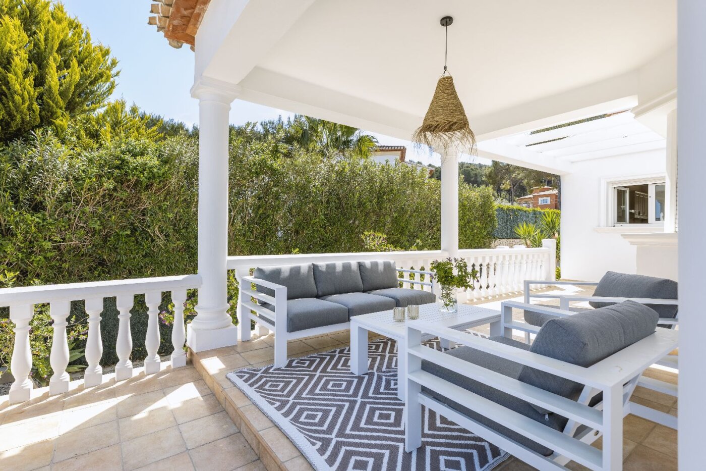 Villa completamente renovada a la venta en Javea - Costa Blanca